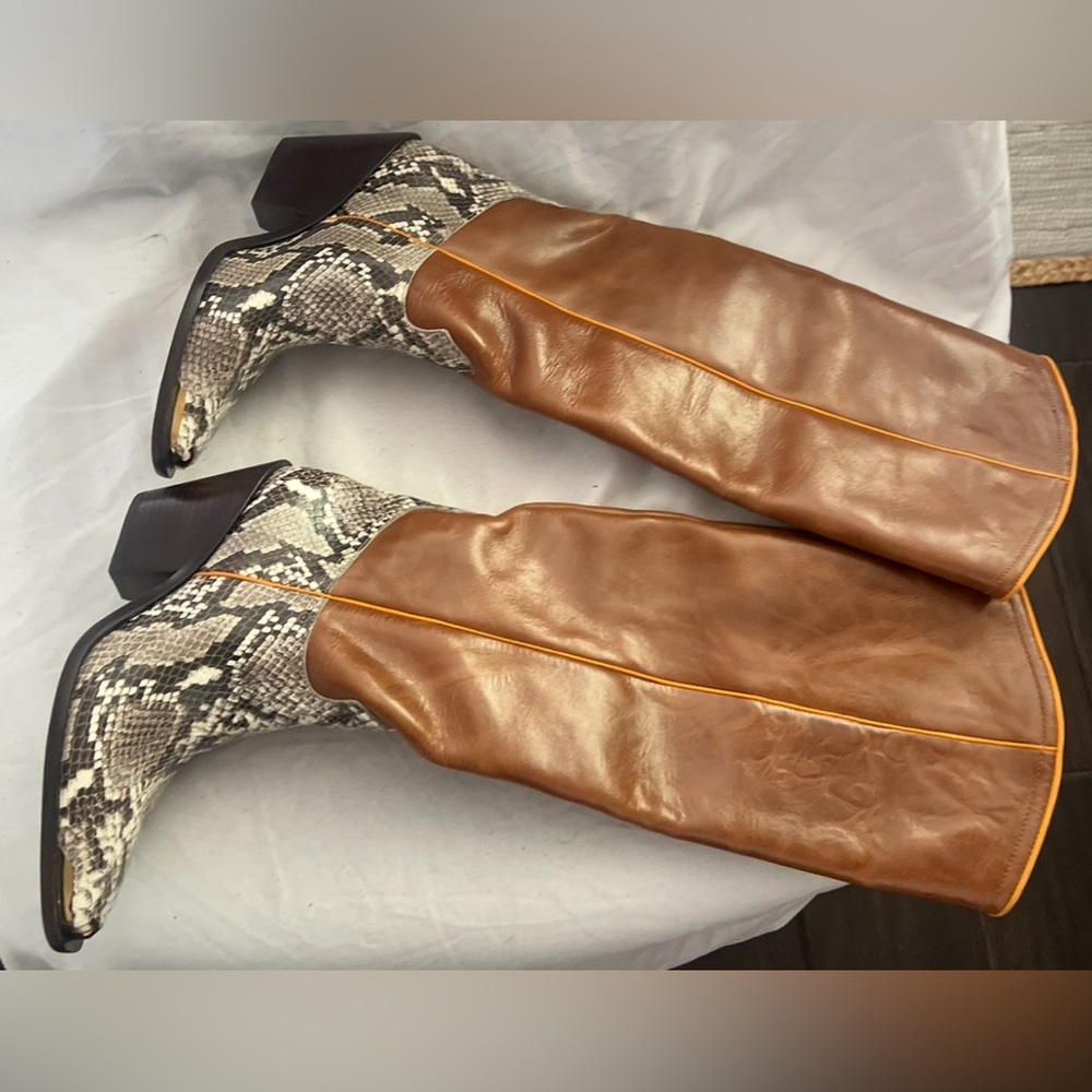 Tory Burch WESTERN KNEE HIGH PULL ON BROWN /
SNAKE Leather Boots 36.5 RARE - Picture 5 of 11